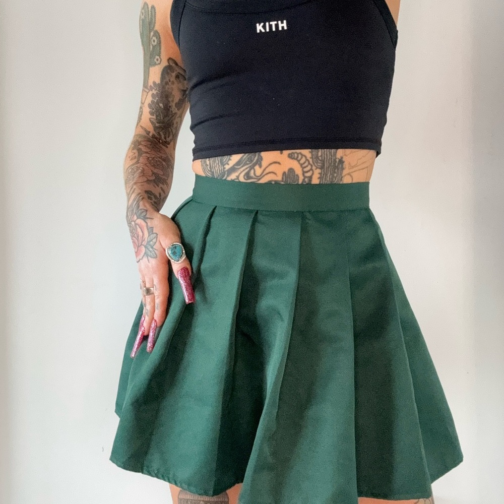 Forest green pleated skirt size S